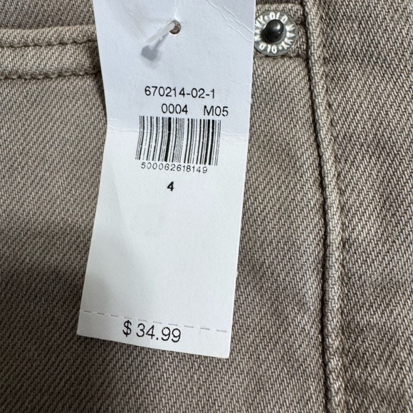 Old Navy Women's Brown Jean Shorts - Picture 2 of 4